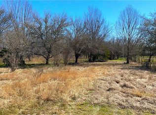 839 Old San Antonio Rd, Dale, TX 78616