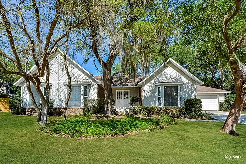 712 Coachlight Dr Photo 1