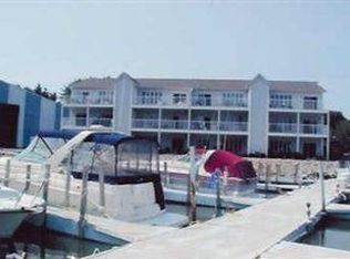 1532 NW Catawba Rd, Port Clinton, OH 43452