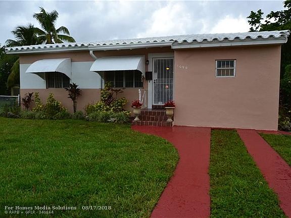 3rd image of 1090 NW 135th St