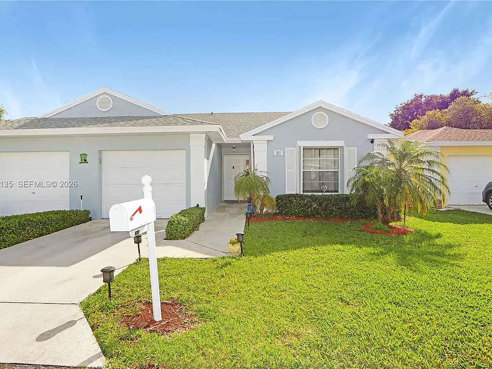 527 SE 21st Dr #527