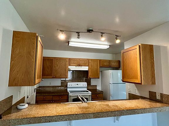 4th image of 16-2463 Ainaloa Dr