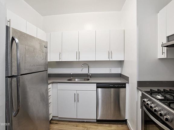 2nd image of 60 W 14th St APT 5C