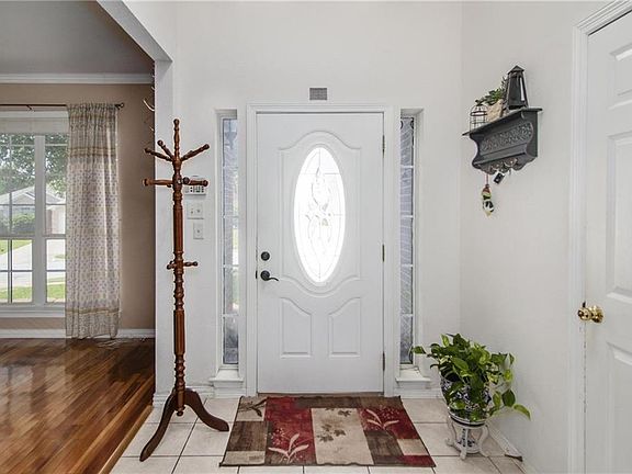5th image of 4910 Saddlehorn Dr