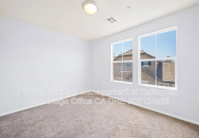 2703 Apricot Ct — Photo 18