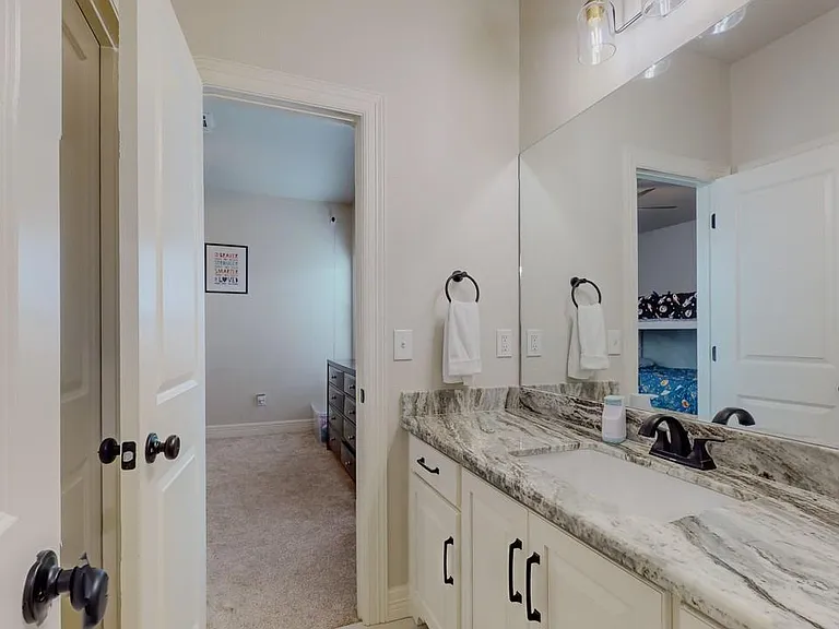 112 Pindo Palm Dr — Photo 40