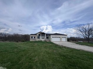 51174 185th Trl, Chariton, IA 50049