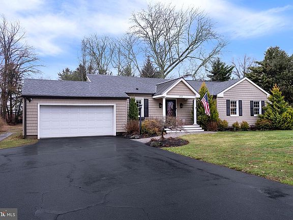 2nd image of 172 Pennington Harbourton Rd