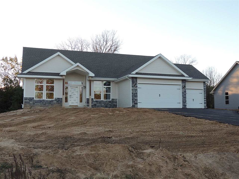 1st image of 11027 N Lake Woods