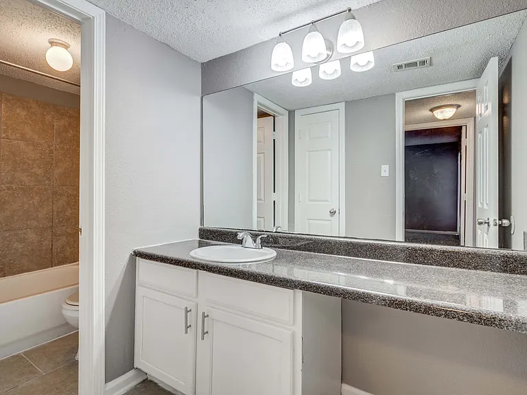 Westchase Apartments — Photo 8