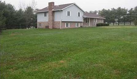 2nd image of 1350 Oakwood Dr