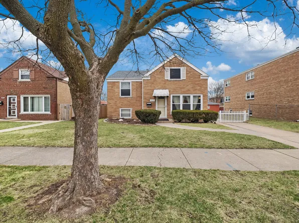 8517 Kimball Ave, Skokie, IL 60076