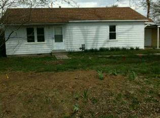 111 W Ross Ave, Sapulpa, OK 74066