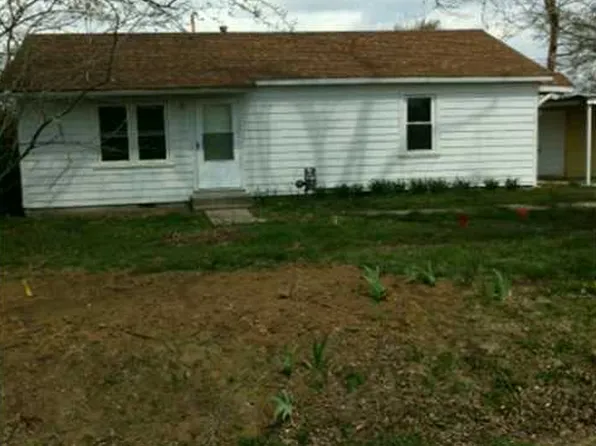 111 W Ross Ave, Sapulpa, OK 74066
