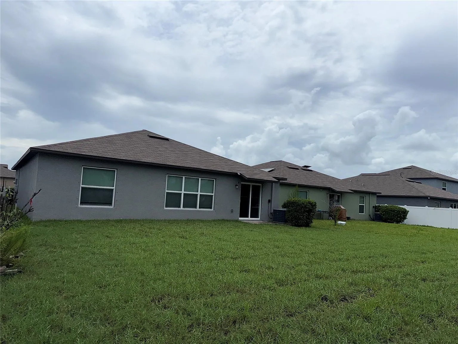 4 bed, 1935 sqft, $2,500 — Photo 4