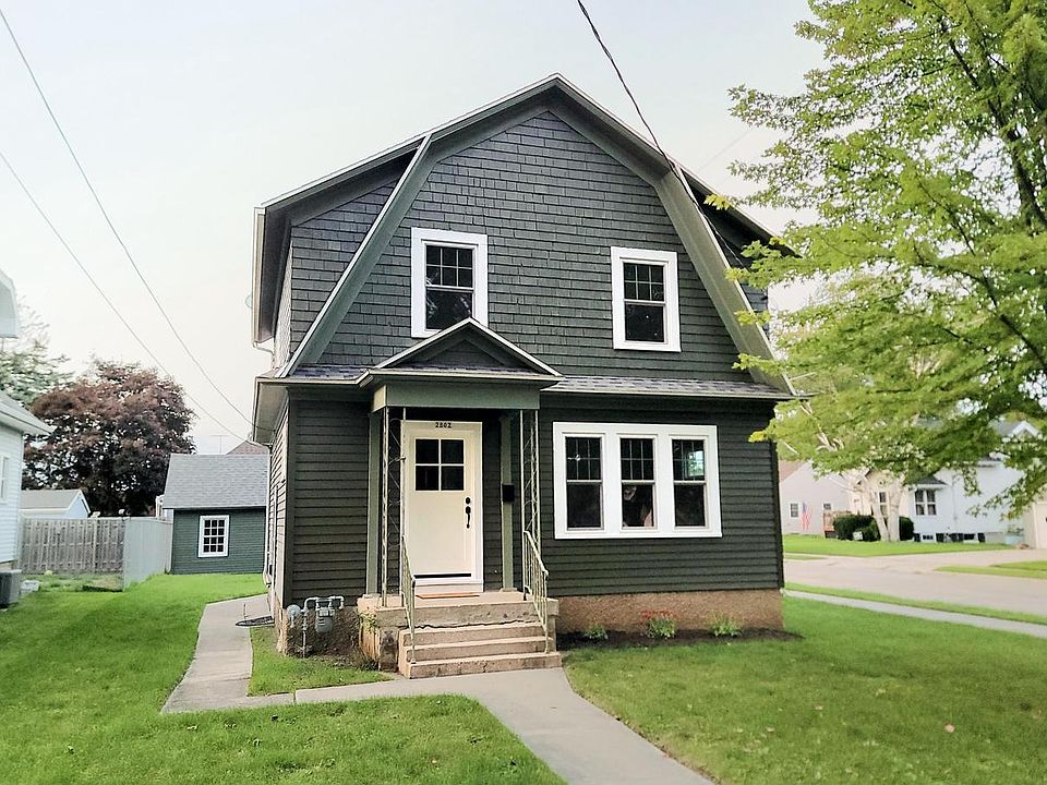 1st image of 2802 Clark STREET