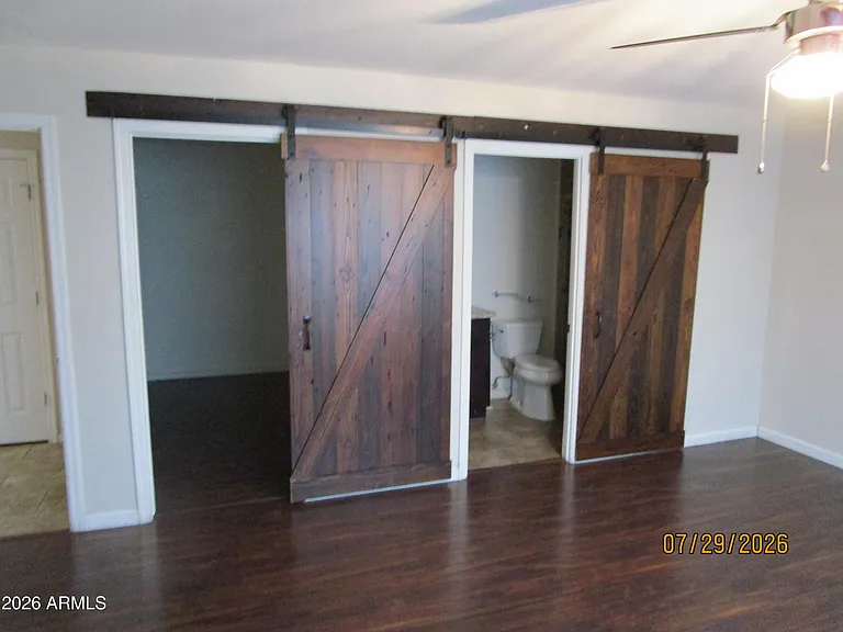 1316 E Donner Dr — Photo 12