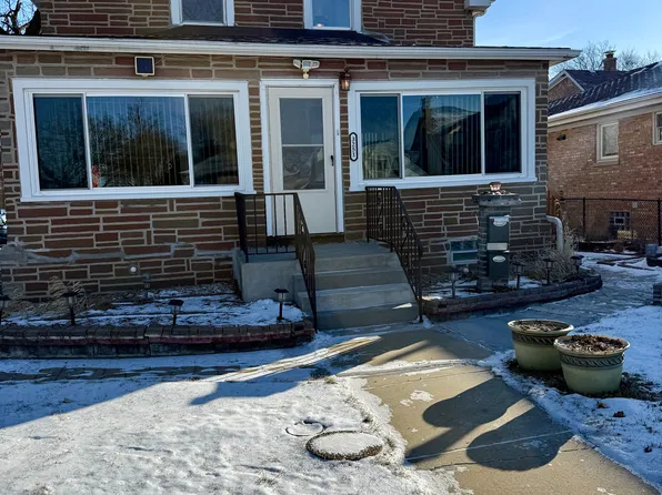 3251 N Osage Ave #1, Chicago, IL 60634