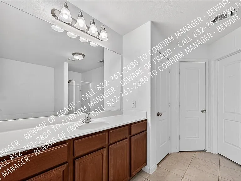 2126 Redbud Dr — Photo 11