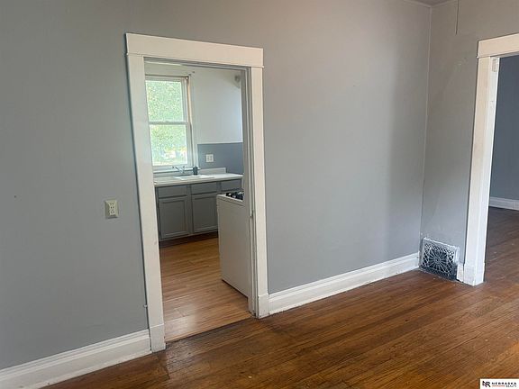 5th image of 2409 B St