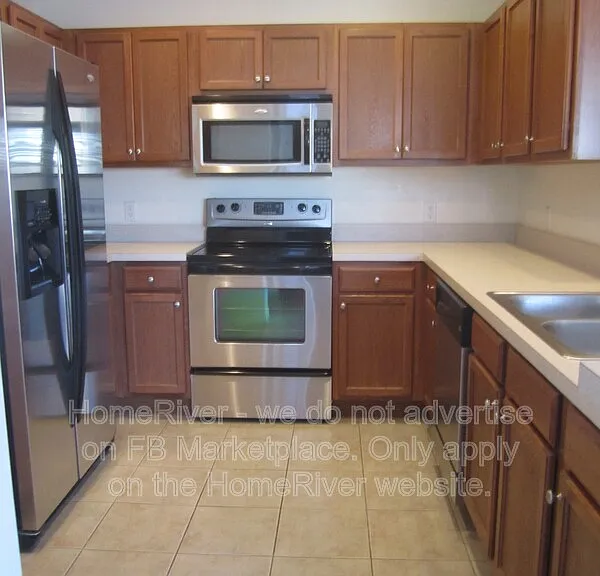 2388 Grand Central Pkwy #1 — Photo 3