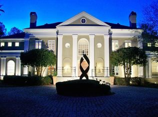 220 N Chambord Dr NW, Atlanta, GA