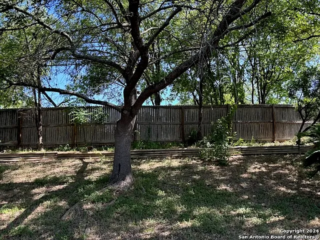 5115 Staplehurst St — Photo 22