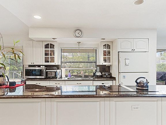 4th image of 10867 NW 9th Ct