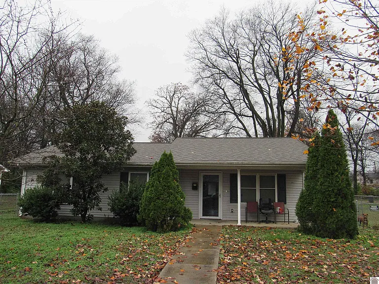 1109 Monroe St — Photo 1