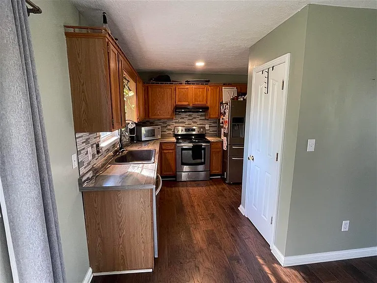 20 Tyne Ave — Photo 7