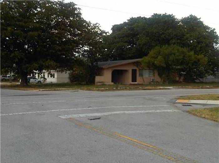 1st image of 2600 NE 214th St
