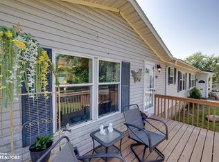 908 W Summit St, Creston, IA 50801