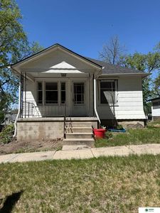 1203 N Iowa Ave, York, NE, 68467