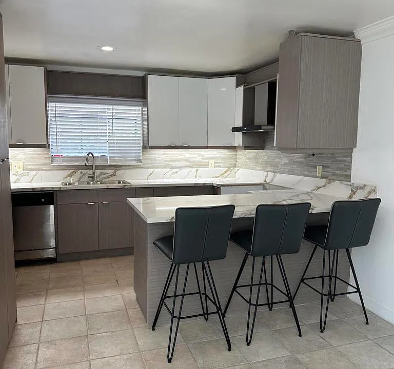 175 S Allen Ave #3