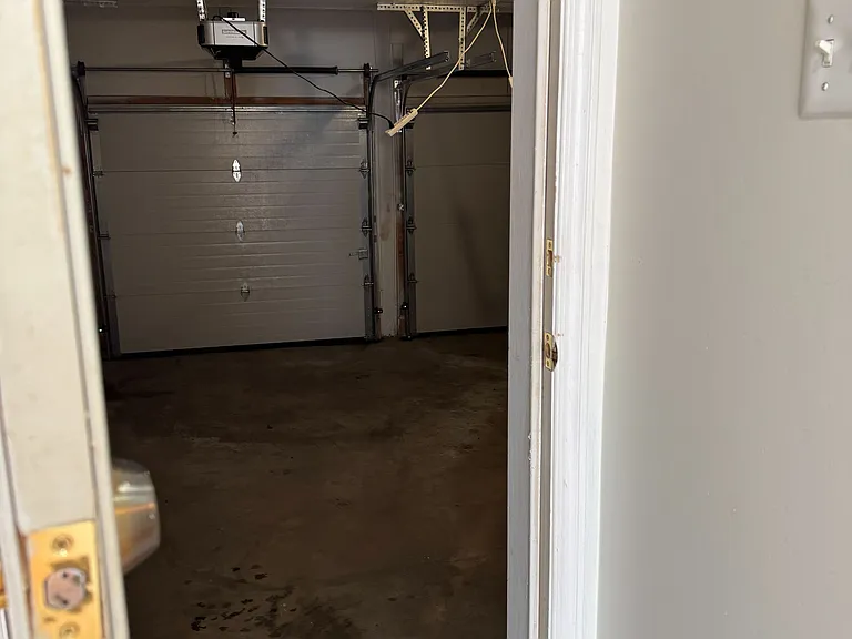 58 Brentcliff Dr #UPPER — Photo 9
