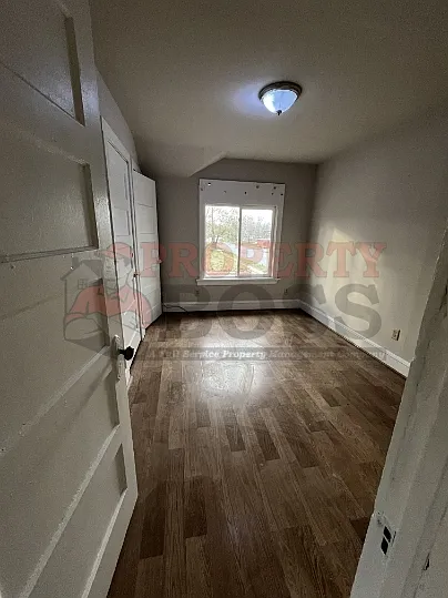 803 Pierce St — Photo 6