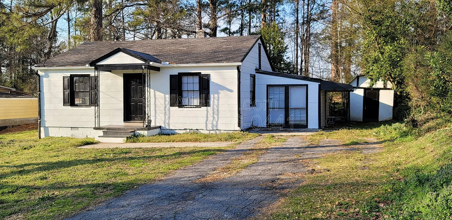3 bed, 2.0 bath, 1345 sqft, $2,545 — Photo 1