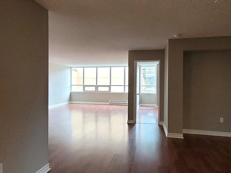 71 Charles St E #401 — Photo 5
