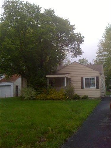 1st image of 111 S Bon Air Ave