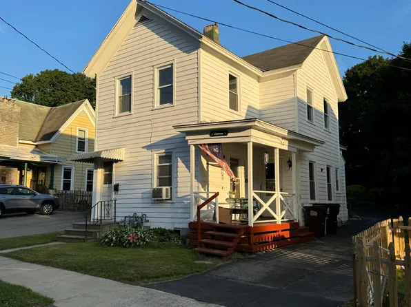 16 4th Avenue, Gloversville, NY 12078