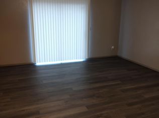 811 South St APT 5, Graham, TX 76450