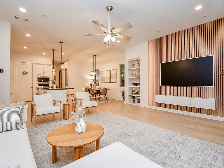 4403 Greeley St — Photo 13