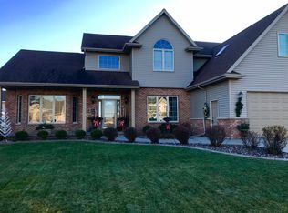 2853 W Warner Estates Dr, Appleton, WI 54913