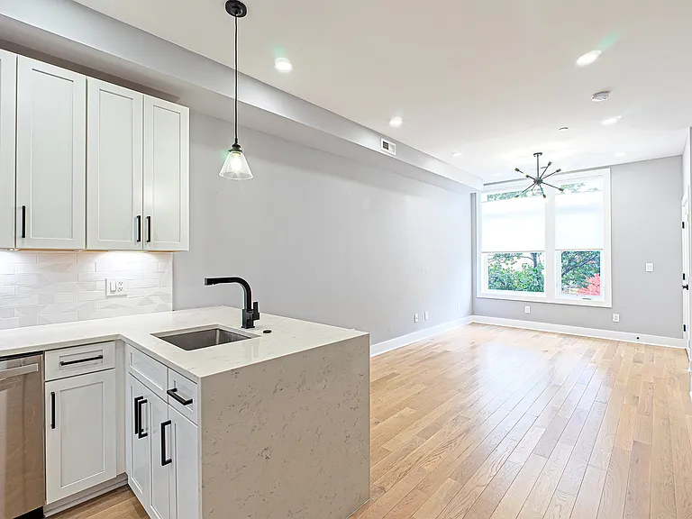 1219 Wylie St NE #2 — Photo 5