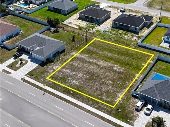 518 Chiquita Blvd N, Cape Coral, FL 33993