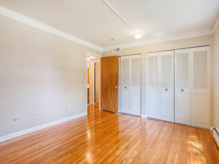 1249 Island Dr #101 — Photo 11