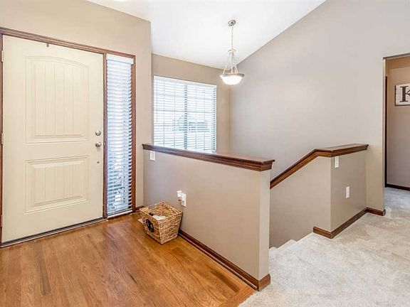 5th image of 4001 N Westbrook Ct