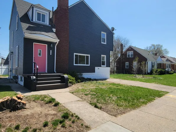 1728 Pinecrest Dr, Ferndale, MI 48220