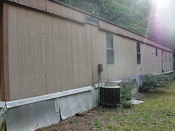 2nd image of 141 Oak Wood Dr
