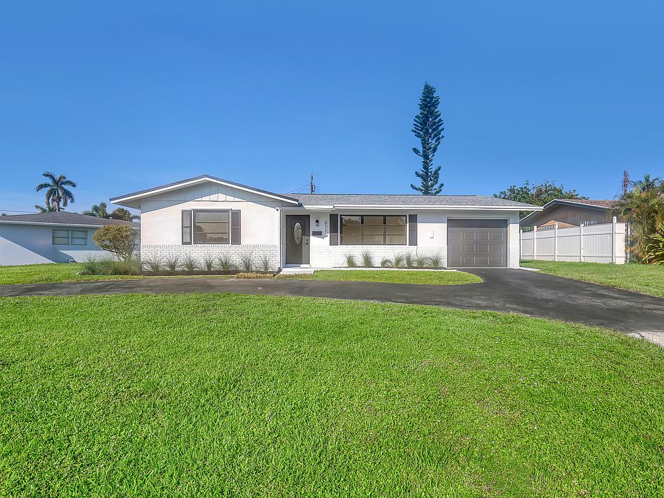 1st image of 9715 Dahlia Avenue